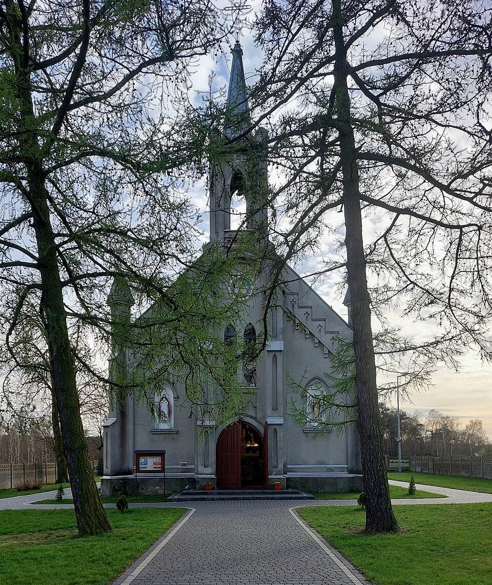Kościół Świętego Krzyża – Brzeziny