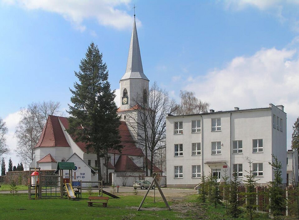 Kościół Narodzenia NMP – Osiek Łużycki