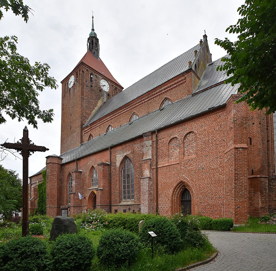 Kościół Matki Bożej Częstochowskiej – Darłowo