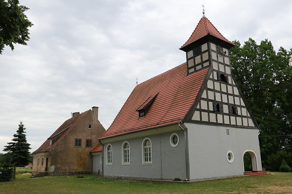 Kościół św. Stanisława Bp i Męczennika – Szczecinki