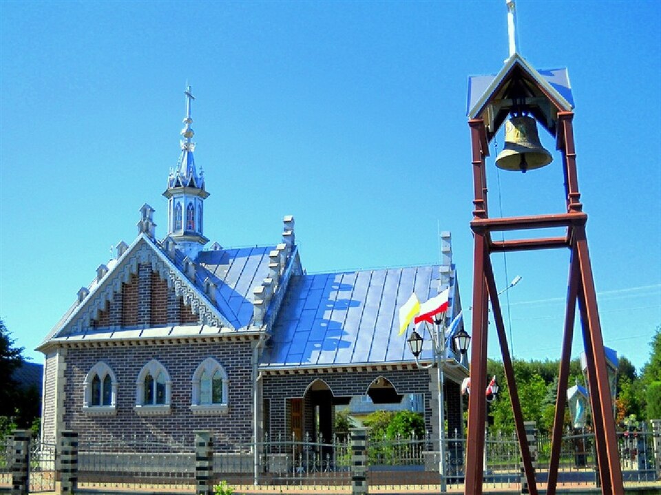 Kościół Miłosierdzia Bożego – Domatków
