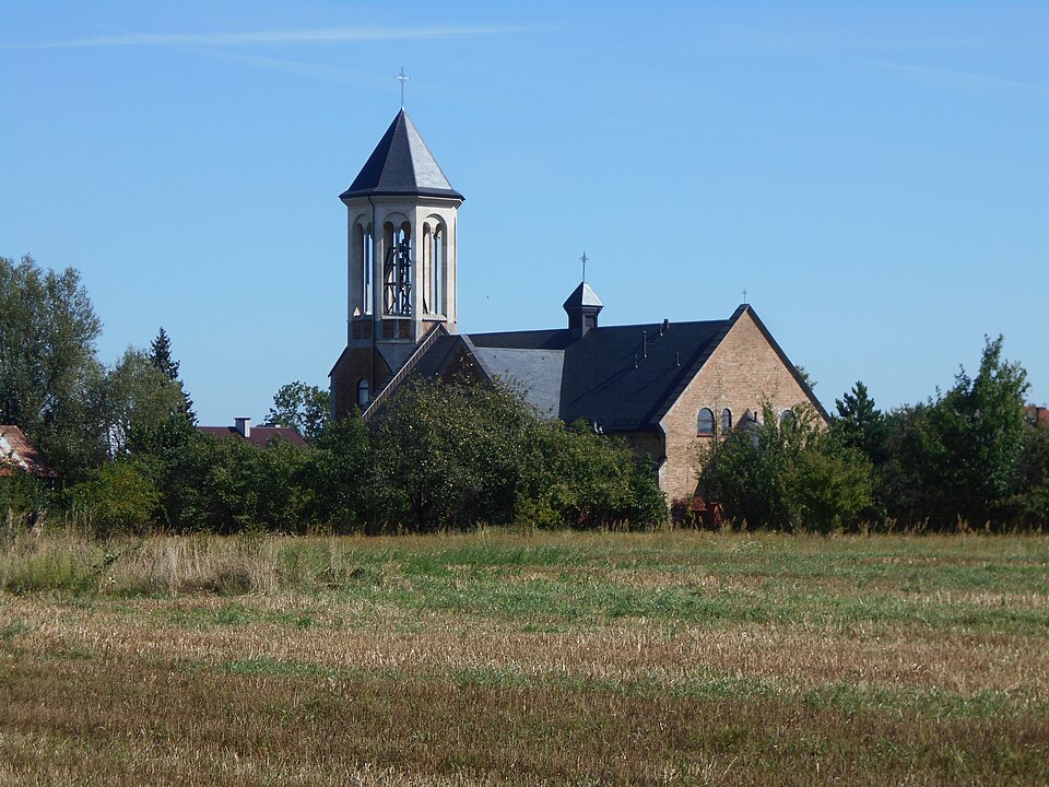 Kościół Świętej Rodziny – Unin