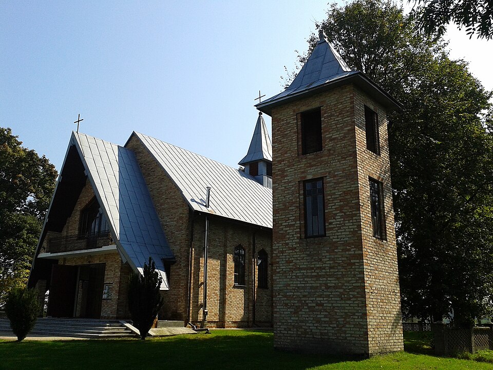 Kościół Zmartwychwstania Pańskiego – Kopytów