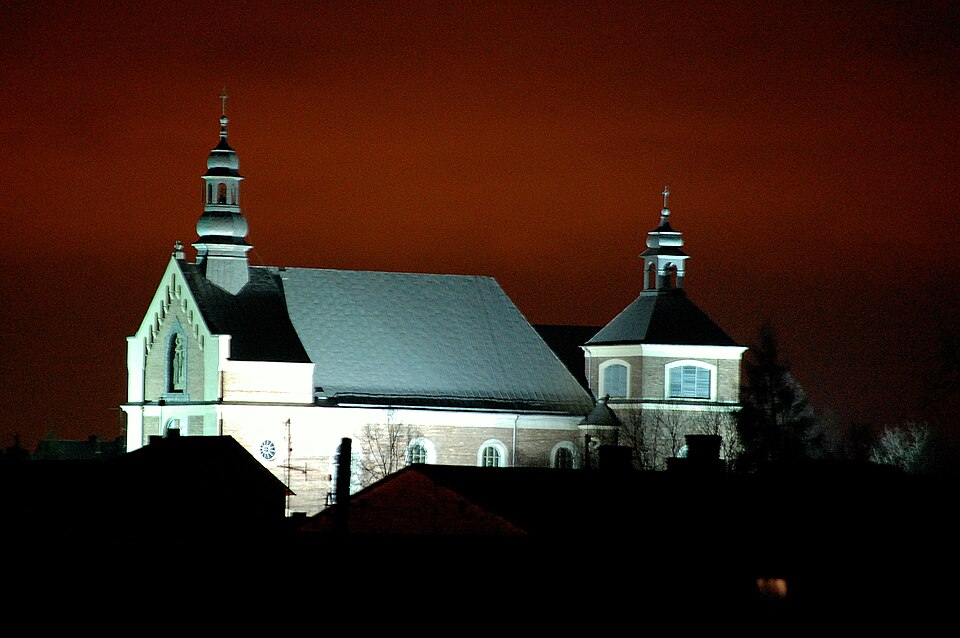 Kościół Stygmatów św. Franciszka z Asyżu – Ostrowy nad Okszą