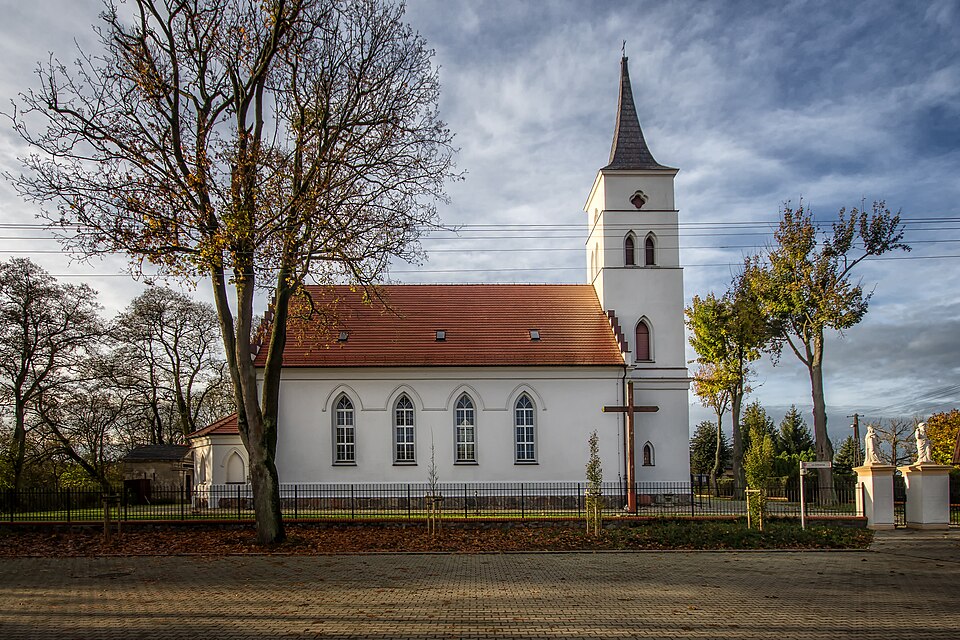 Kościół św. Andrzeja Apostoła – Konojad