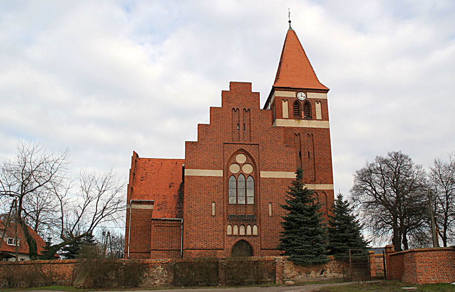 Kościół św. Jadwigi i św. Jakuba Ap. – Lusowo