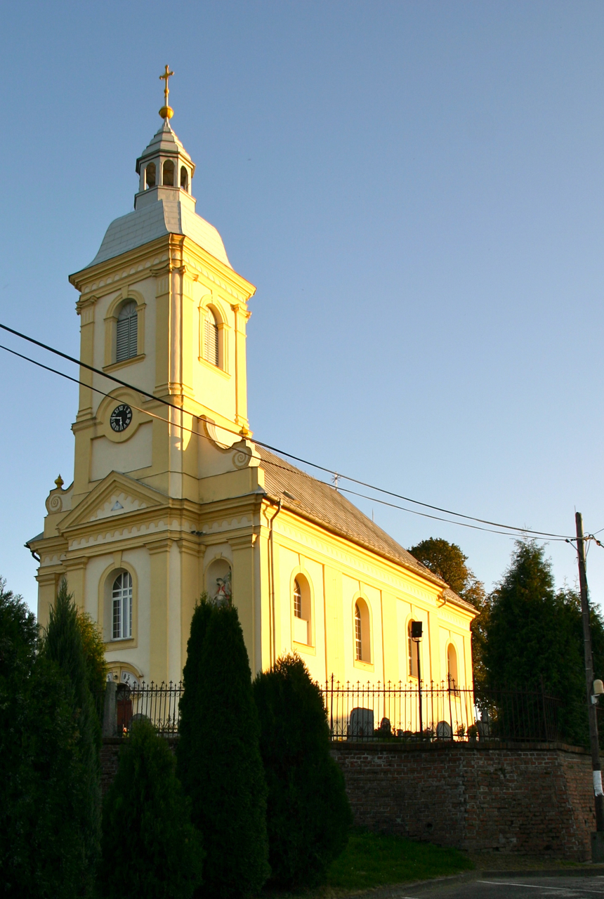 Kościół Opatrzności Bożej – Ucieszków