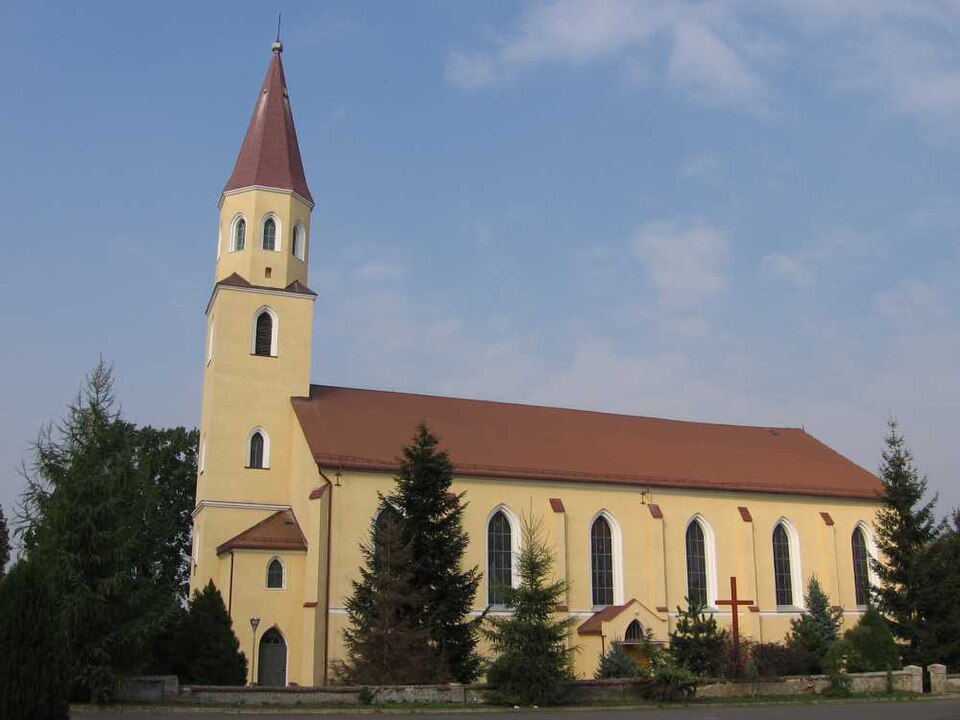 Kościół św. Apostołów Piotra i Pawła – Grzędzin