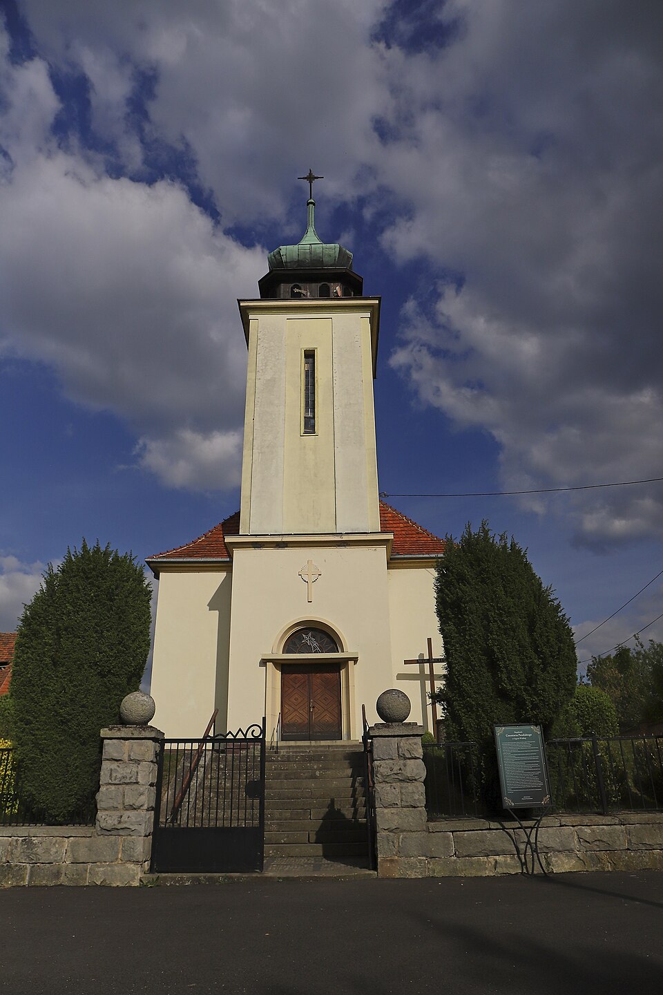 Kościół Matki Bożej Bolesnej – Ligota Wielka