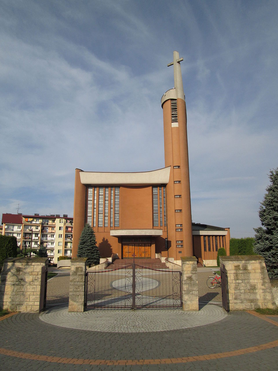 Kościół Krzyża Świętego i MB Bolesnej – Dębica