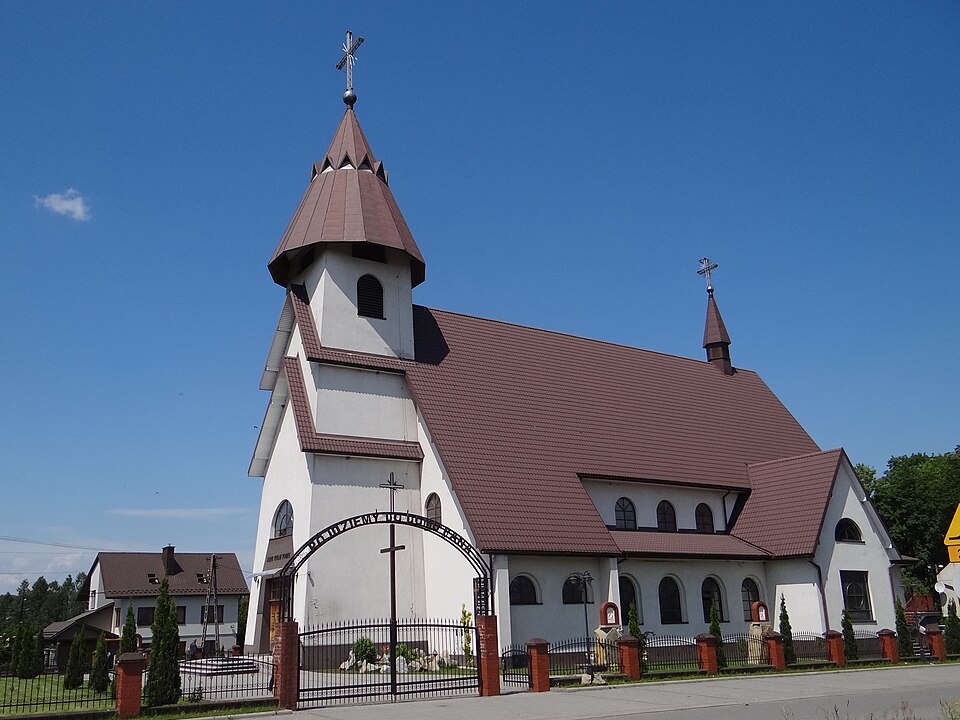 Kościół MB Różańcowej – Biała Niżna