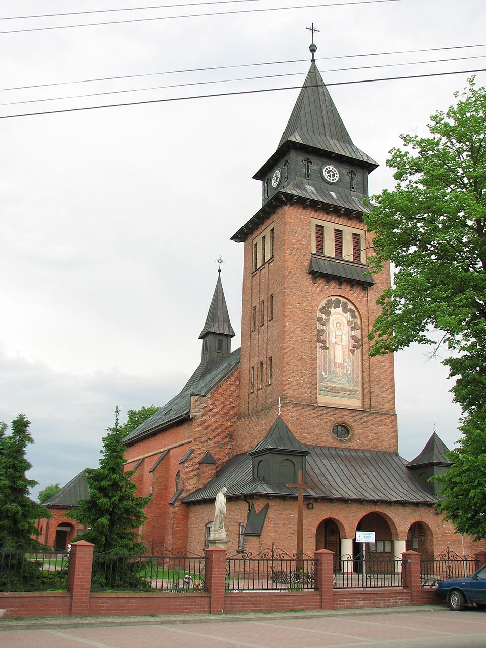 Kościół Trójcy Przenajświętszej – Zabawa