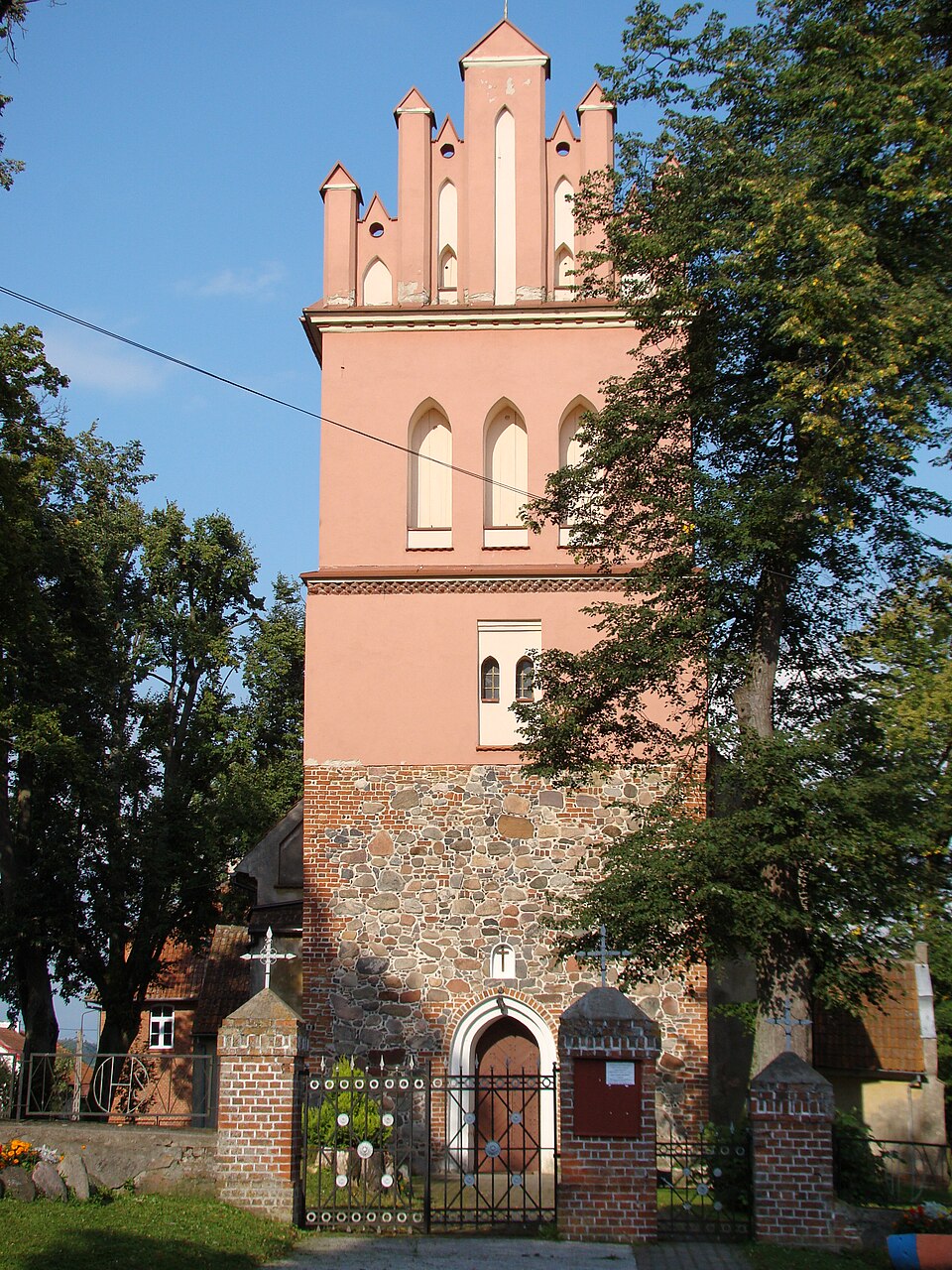 Kościół św. Apostołów Szymona i Judy Tadeusza – Runowo