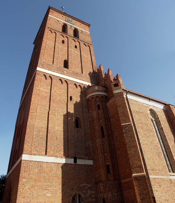 Kościół św. Ap. Piotra i Pawła – Reszel