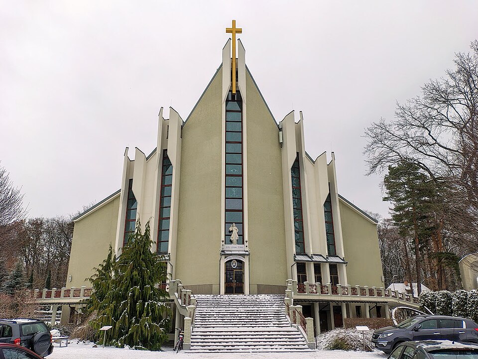 Kościół Miłosierdzia Bożego – Puławy