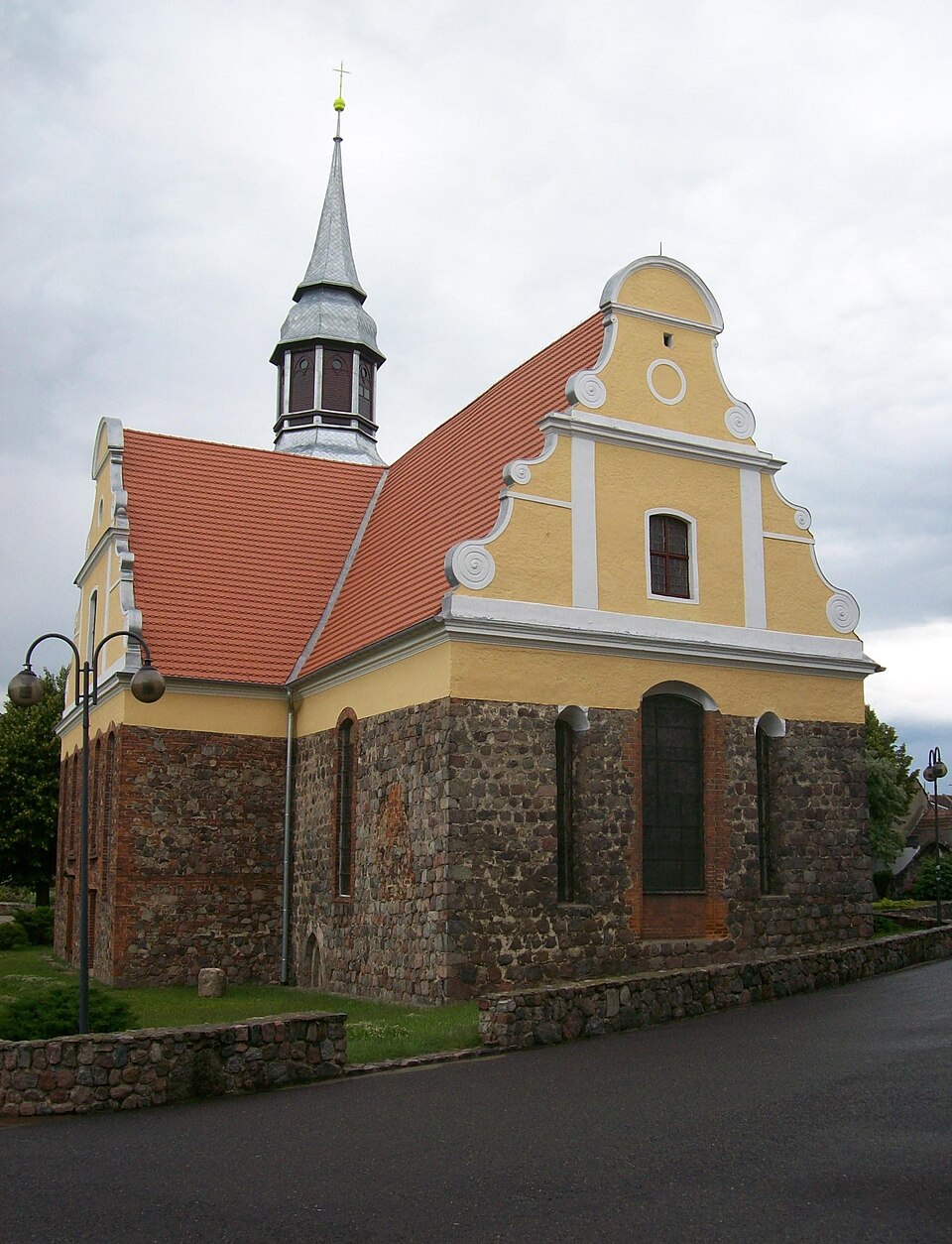 Kościół Narodzenia NMP – Pełczyce