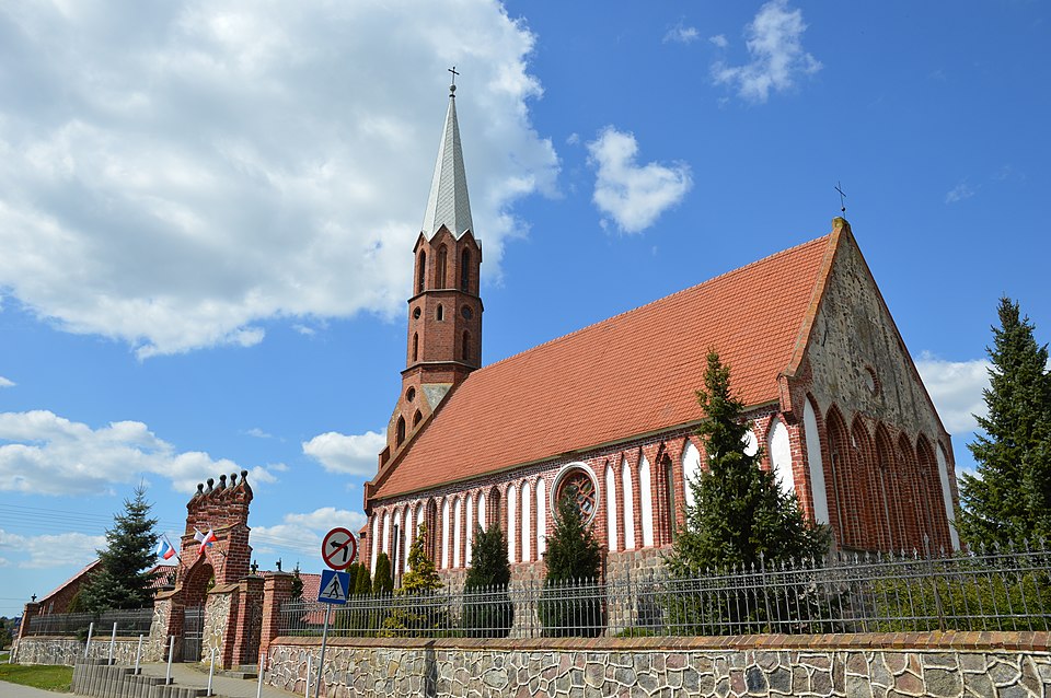 Kościół MB Szkaplerznej – Raduń