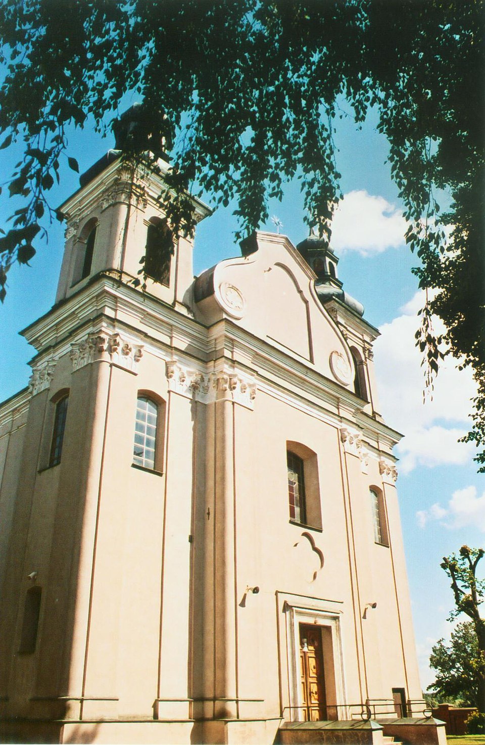 Kościół Nawiedzenia NMP – Wożuczyn
