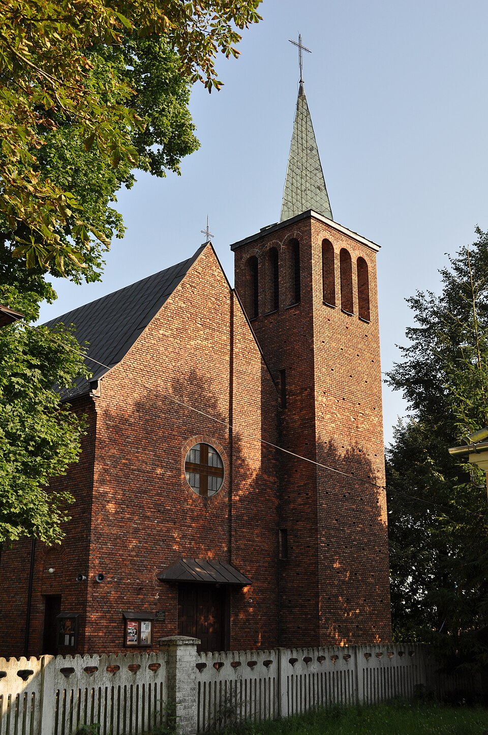 Kościół MB Częstochowskiej – Drochlin