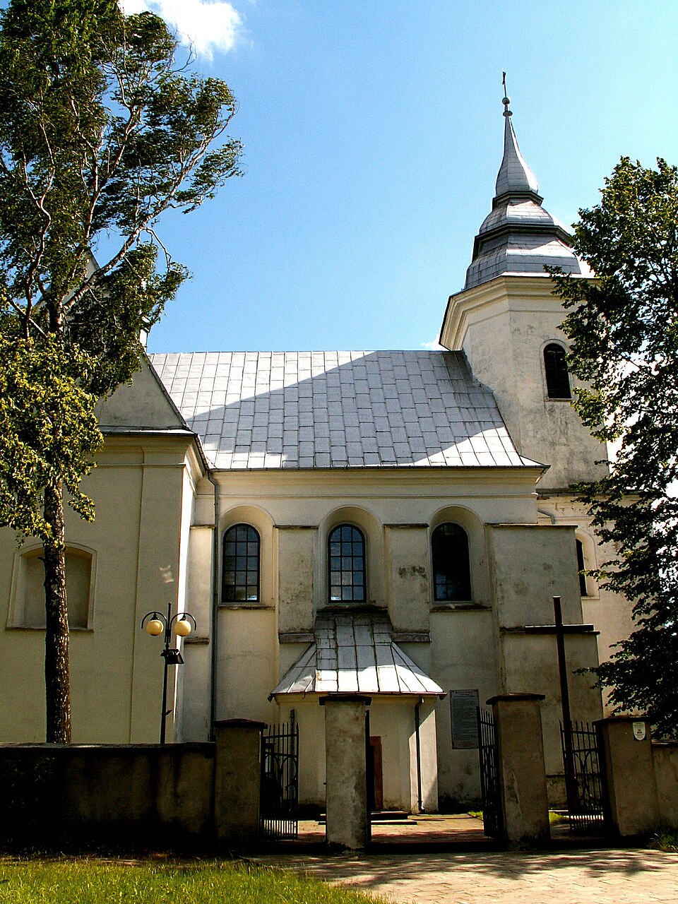 Kościół św. Marii Magdaleny i św. Mikołaja BW – Chełmce