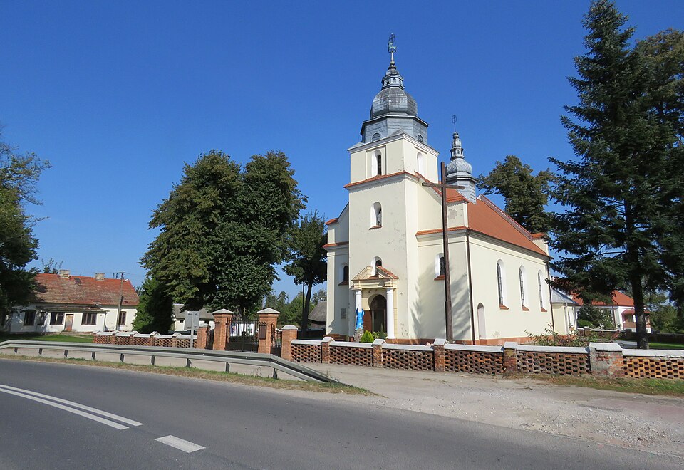 Kościół NMP Królowej Polski – Kurzeszyn