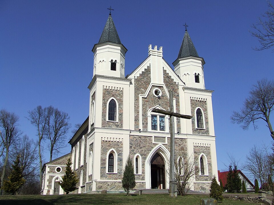 Kościół Nawiedzenia NMP – Romany