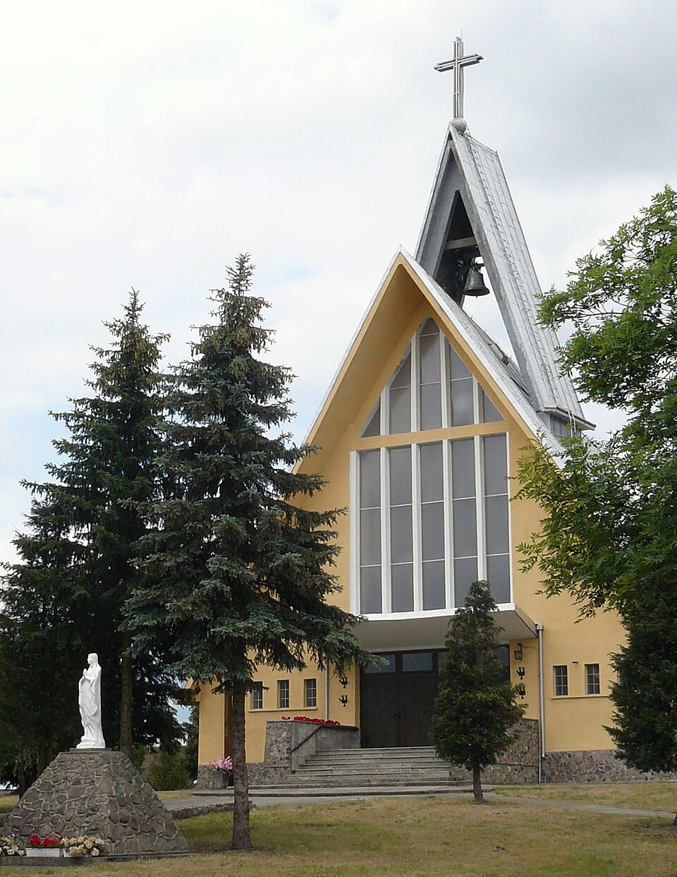 Kościół św. Jana Kantego – Niegosław