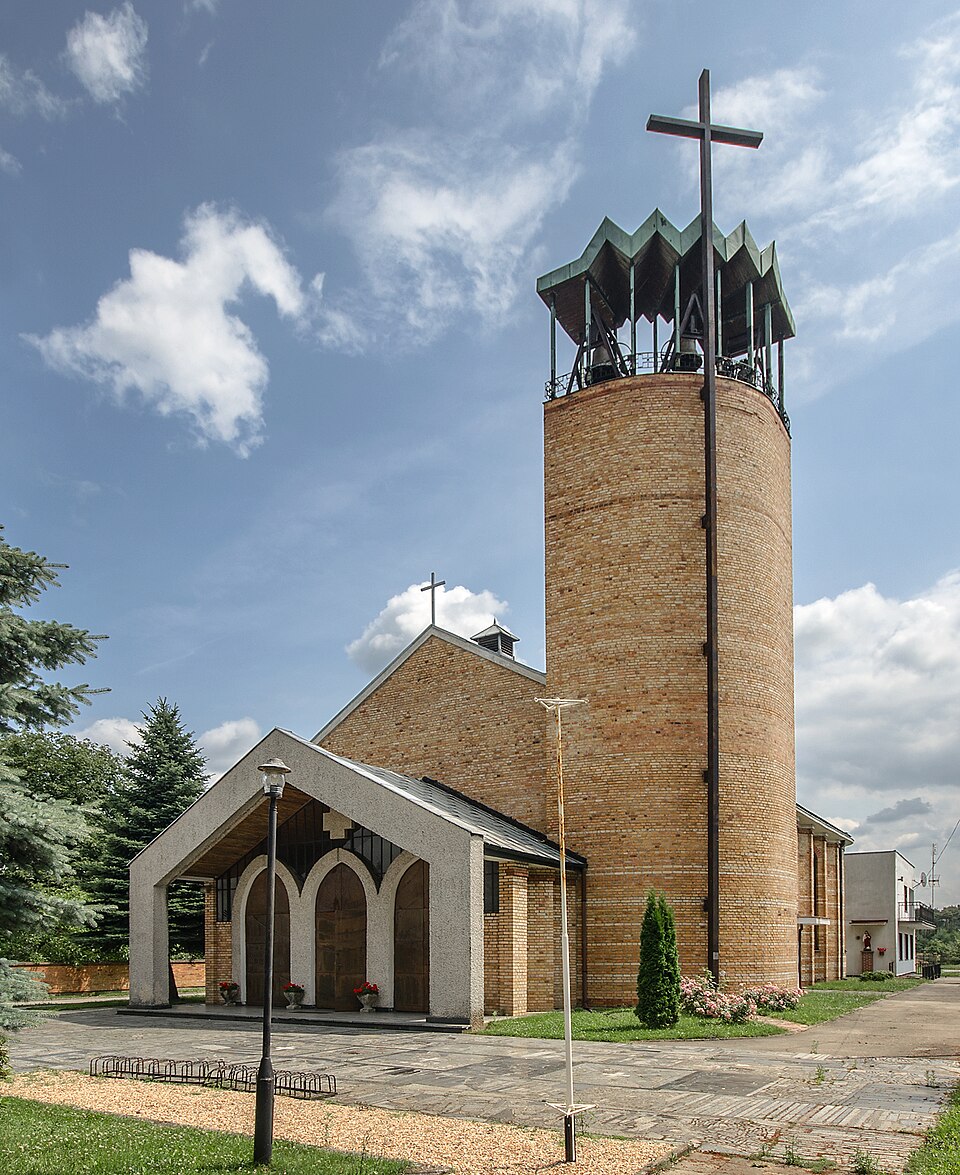 Kościół MB Królowej Polski – Leszno Górne