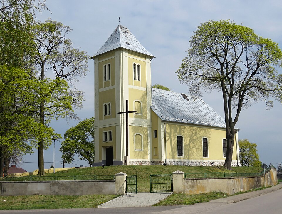 Kościół MB Częstochowskiej – Laseczno