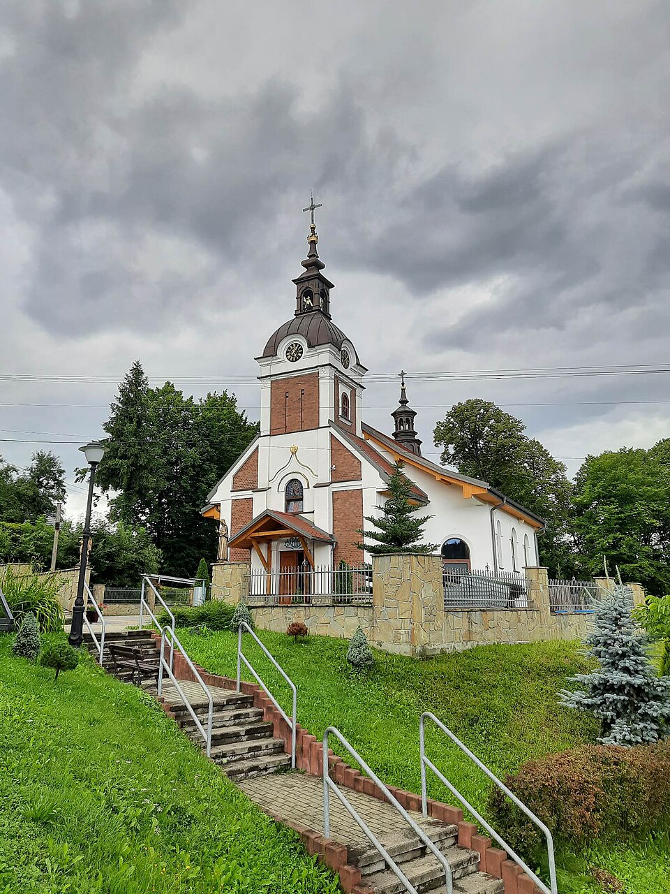 Kościół MB Wspomożenia Wiernych – Palcza
