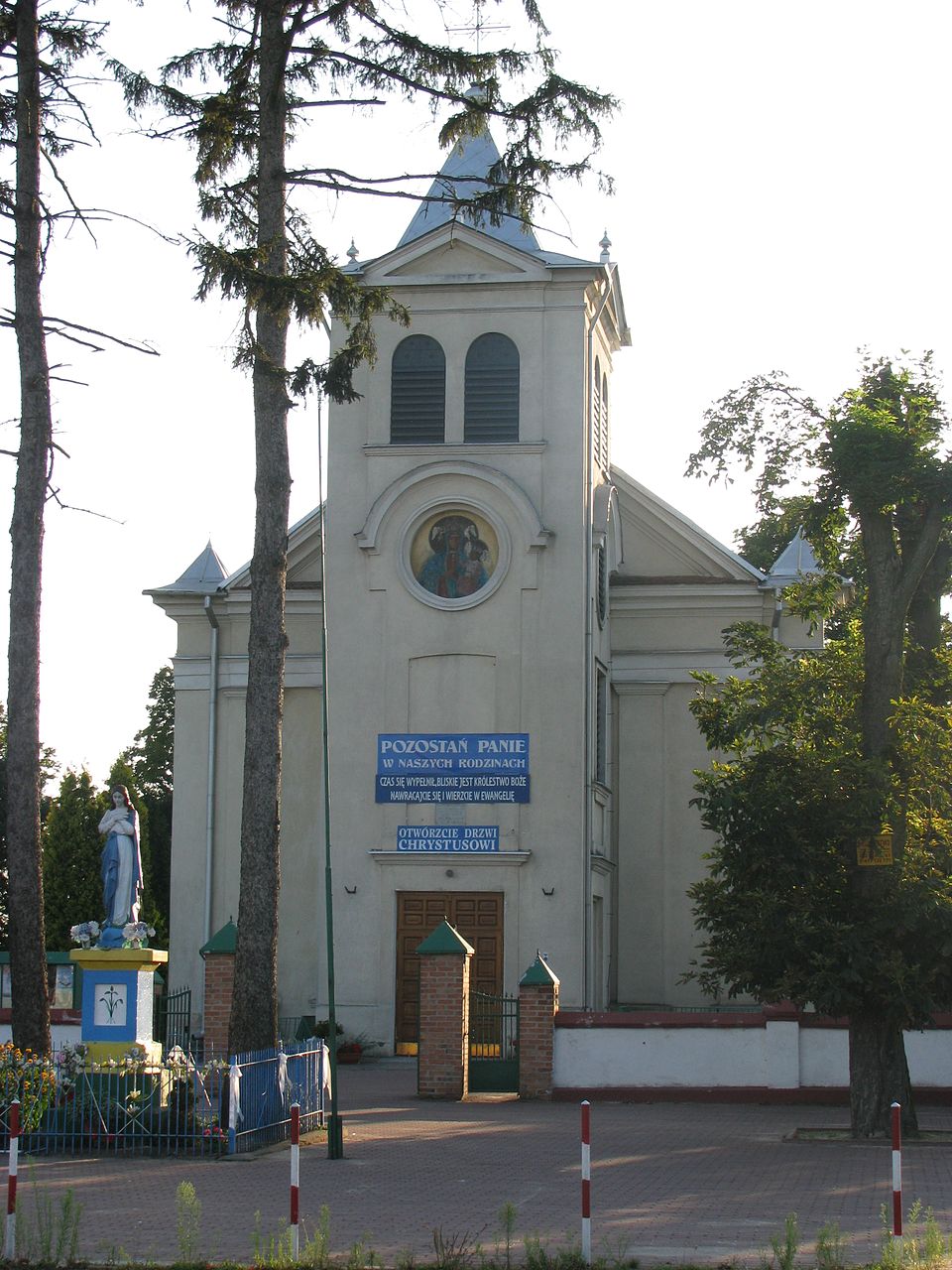 Kościół św. Franciszka z Asyżu – Prażmów