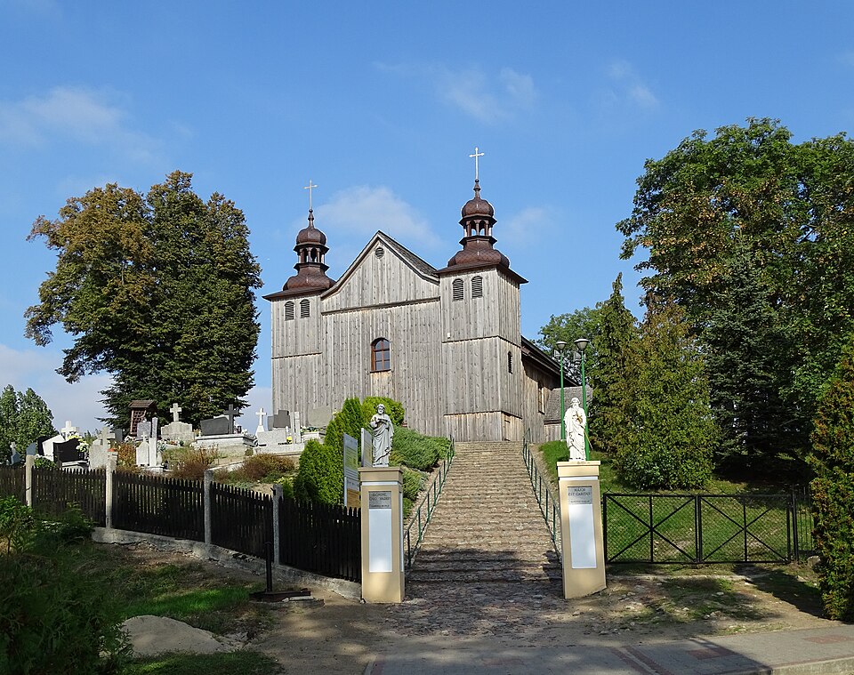 Kościół św. Piotra i Pawła – Wylatowo